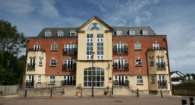 Post Office Lane, Beaconsfield, HP9 1QF