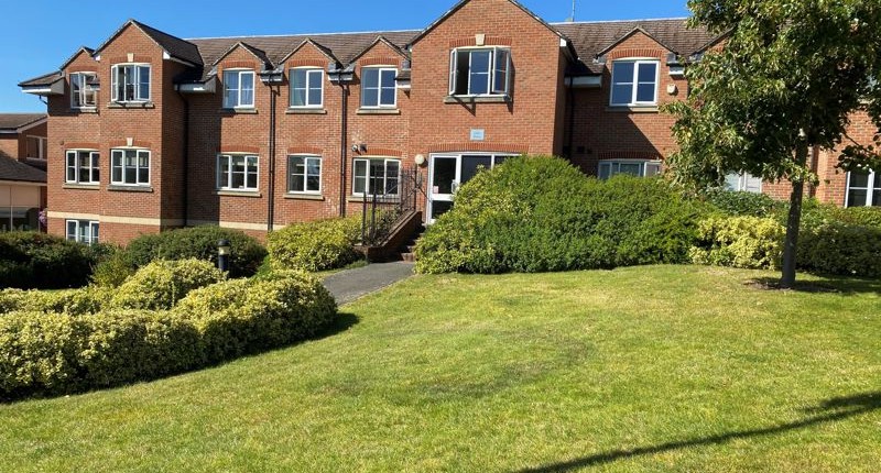 Bells Hill Green, Stoke Poges, SL2 4EW
