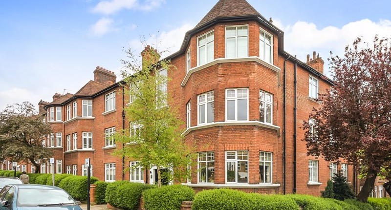 Cholmley Gardens, West Hampstead, NW6 1AH